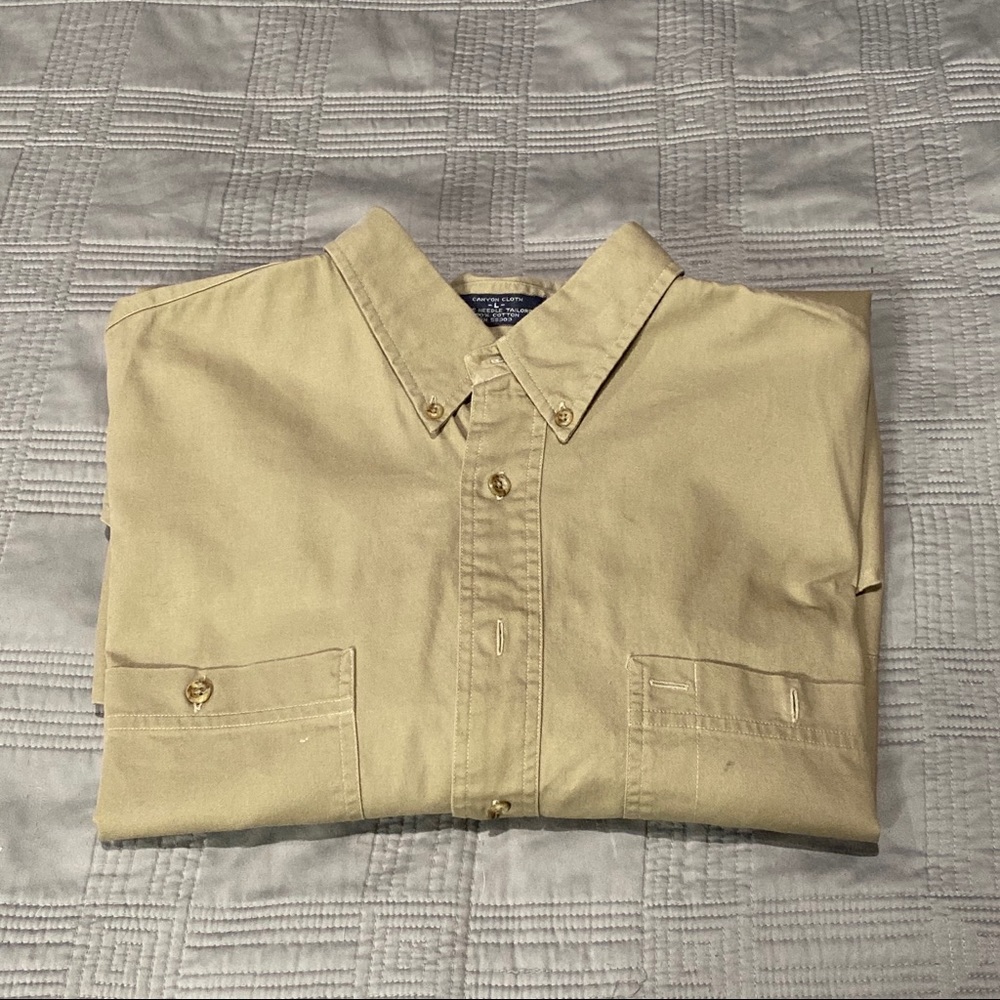 Khaki/Tan Button-Up Roundtree & Yorke